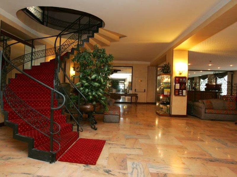 Hotel Plaza